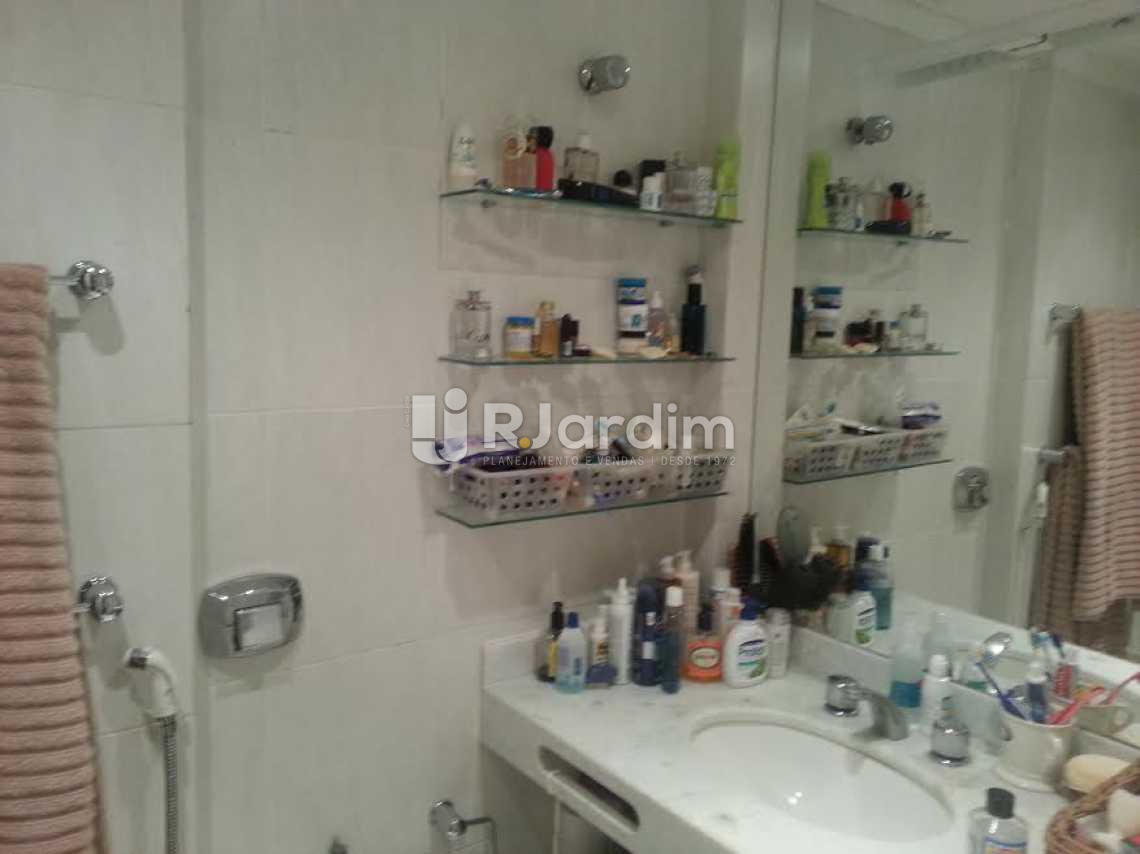 Conheça banheiro suíte do imóvel - Apartamento Lagoa, Zona Sul,Rio de Janeiro, RJ À Venda, 4 Quartos, 126m² - LAAP40345 - 10 banheiro suíte - Apartamento Lagoa, Zona Sul,Rio de Janeiro, RJ À Venda, 4 Quartos, 126m² - LAAP40345 - 10