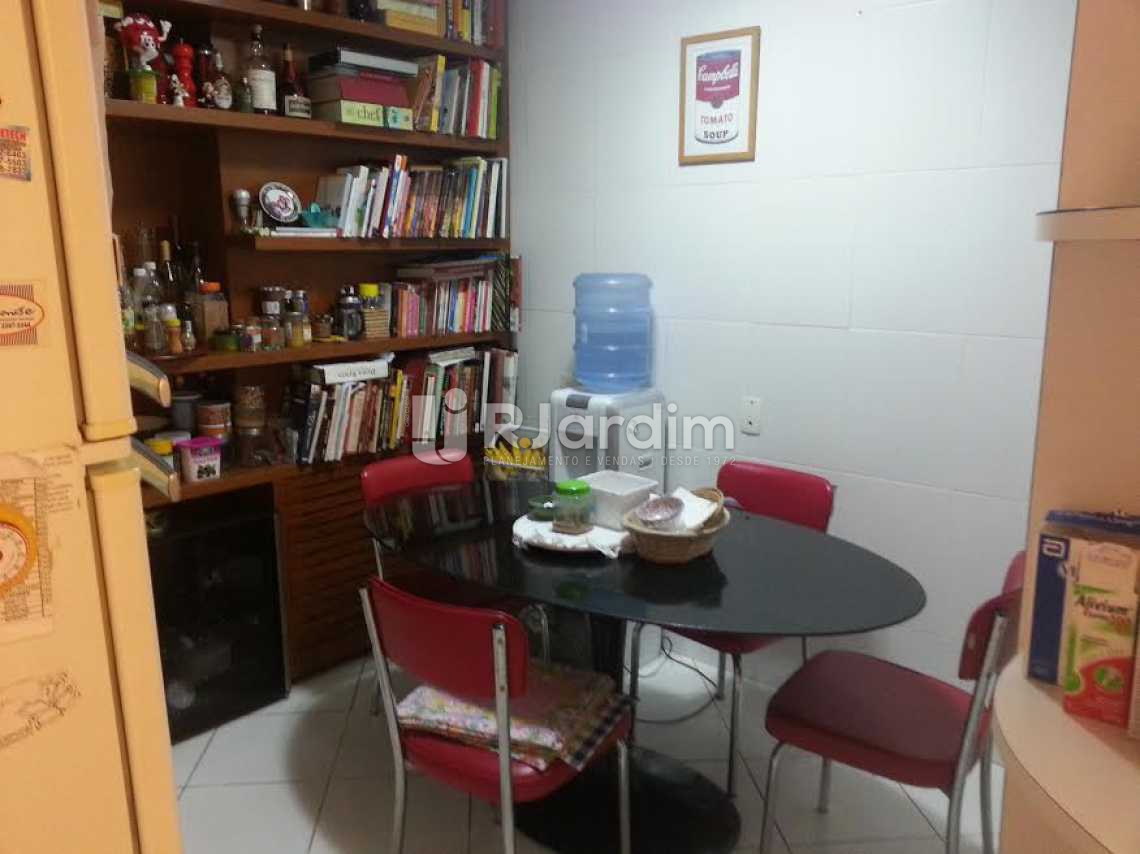 Conheça copa ang.2 do imóvel - Apartamento Lagoa, Zona Sul,Rio de Janeiro, RJ À Venda, 4 Quartos, 126m² - LAAP40345 - 13 copa ang.2 - Apartamento Lagoa, Zona Sul,Rio de Janeiro, RJ À Venda, 4 Quartos, 126m² - LAAP40345 - 13