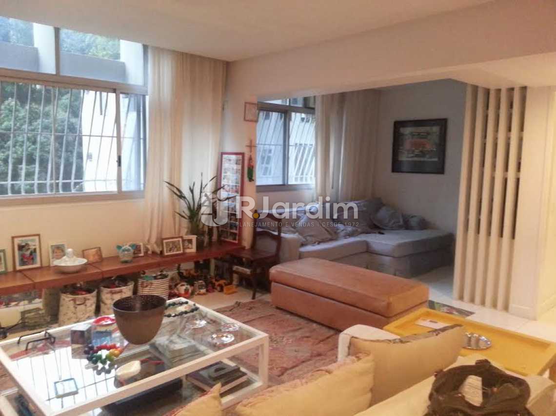 Conheça sala ang.2 do imóvel - Apartamento Lagoa, Zona Sul,Rio de Janeiro, RJ À Venda, 4 Quartos, 126m² - LAAP40345 - 3 sala ang.2 - Apartamento Lagoa, Zona Sul,Rio de Janeiro, RJ À Venda, 4 Quartos, 126m² - LAAP40345 - 3