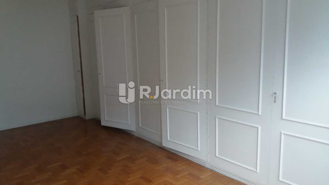 Conheça Quarto do imóvel - Compra Venda Avaliação Imóveis Copacabana 3 Quartos - LAAP30785 - 11 Quarto - Compra Venda Avaliação Imóveis Copacabana 3 Quartos - LAAP30785 - 11