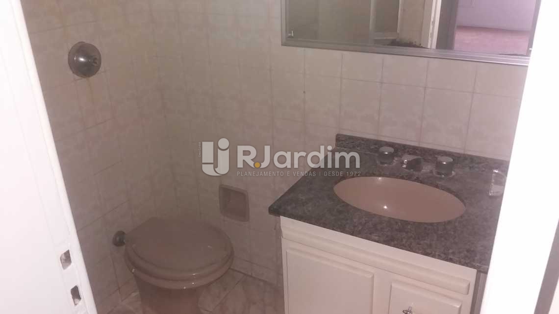 Conheça Banheiro suíte do imóvel - Compra Venda Avaliação Imóveis Copacabana 3 Quartos - LAAP30785 - 13 Banheiro suíte - Compra Venda Avaliação Imóveis Copacabana 3 Quartos - LAAP30785 - 13