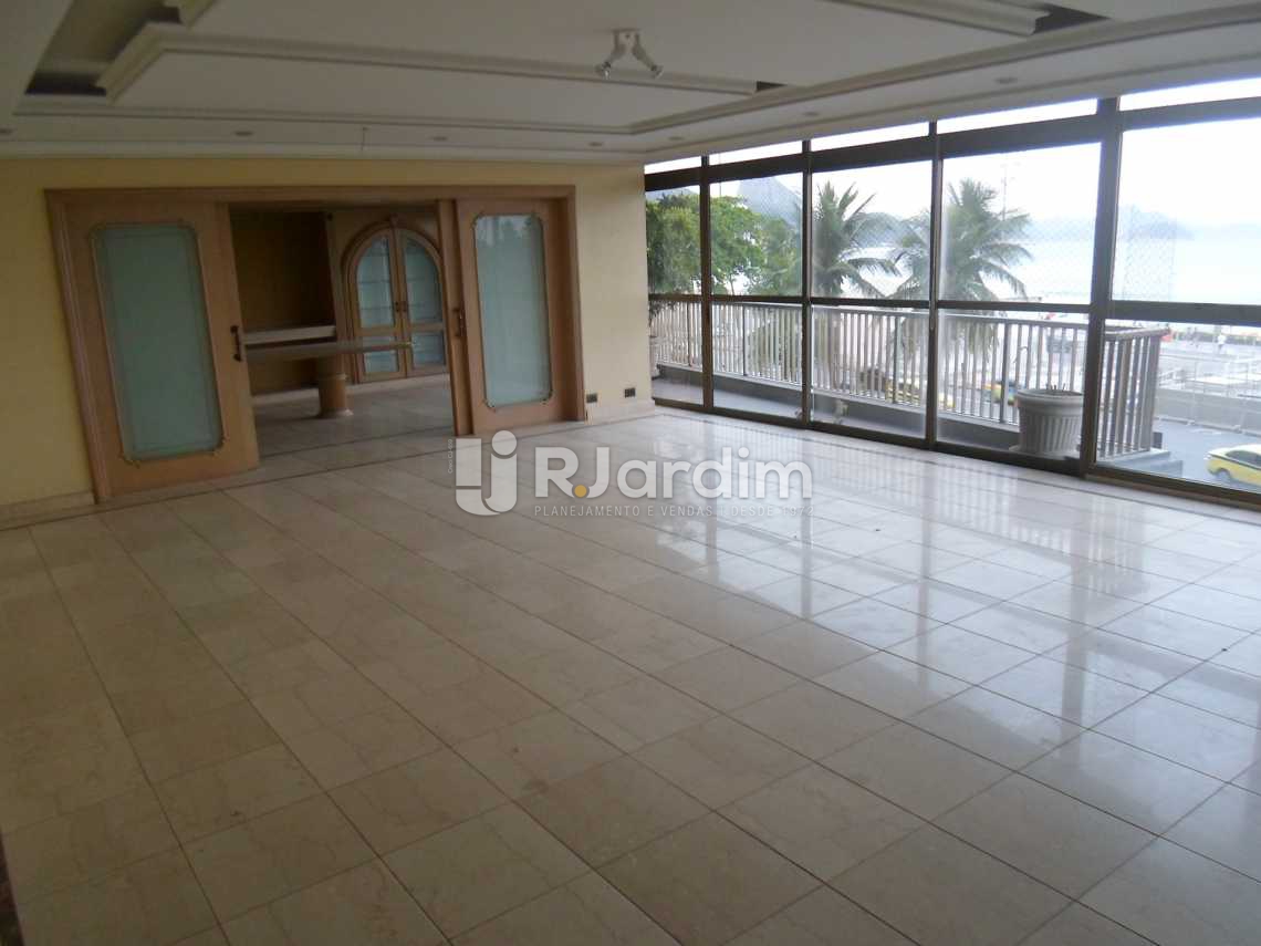 Conheça living do imóvel - Compra Venda Avaliação Imóveis Apartamento Copacabana 3 Quartos - LAAP30798 - 3 living - Compra Venda Avaliação Imóveis Apartamento Copacabana 3 Quartos - LAAP30798 - 3