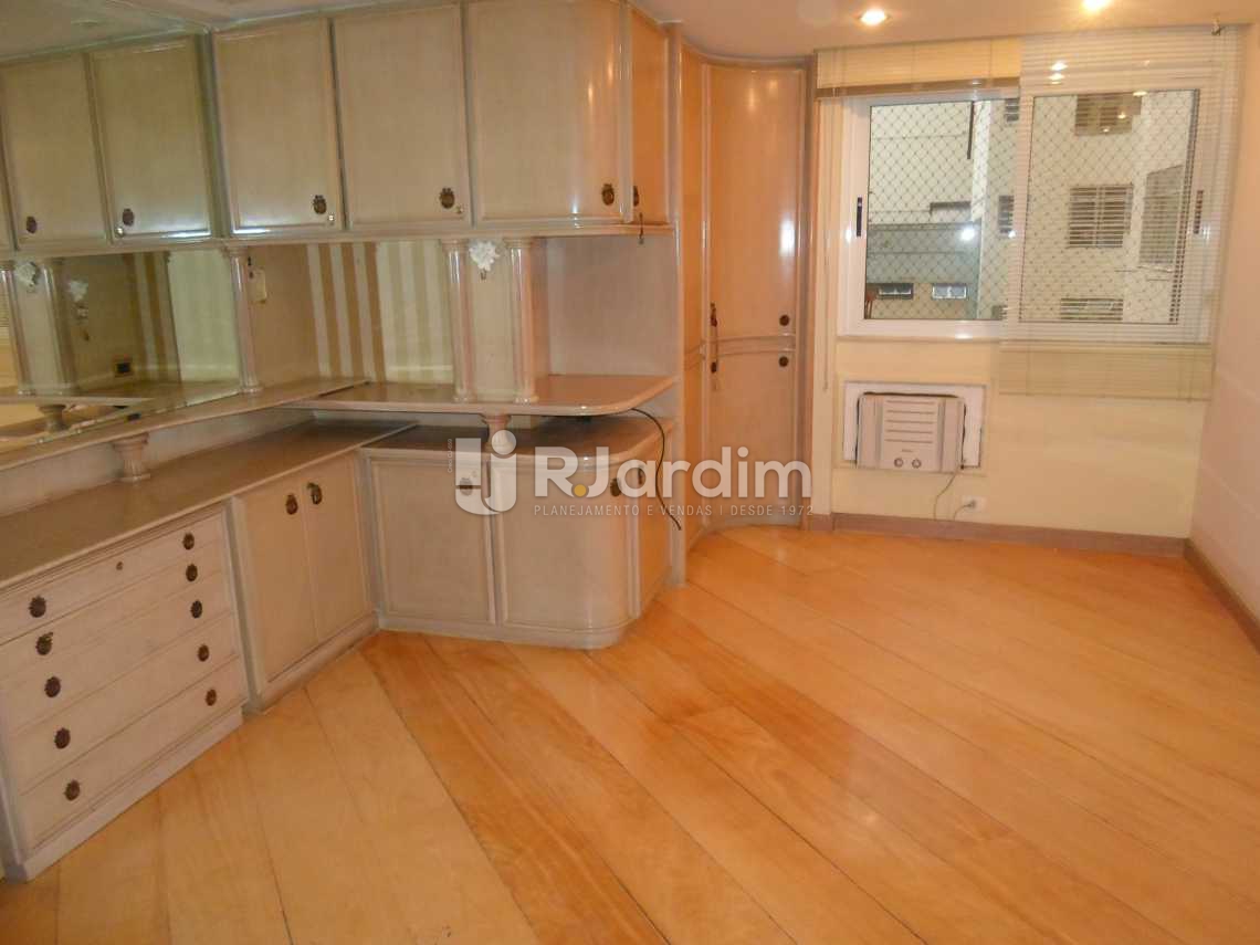 Conheça suíte master do imóvel - Compra Venda Avaliação Imóveis Apartamento Copacabana 3 Quartos - LAAP30798 - 19 suíte master - Compra Venda Avaliação Imóveis Apartamento Copacabana 3 Quartos - LAAP30798 - 19