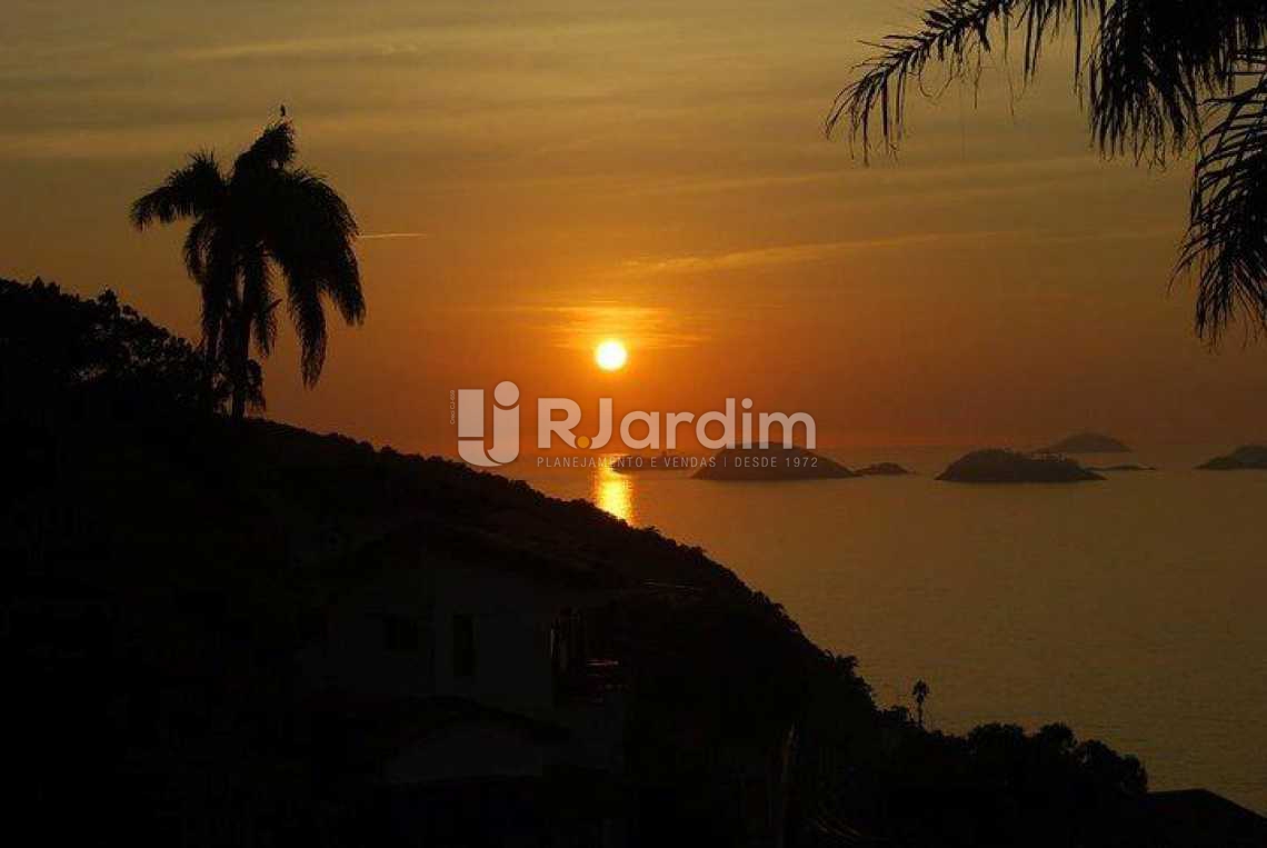 Conheça vista da sala por do sol do imóvel - Casa em Condominio À VENDA, São Conrado, Rio de Janeiro, RJ - LACN50004 - 4 vista da sala por do sol - Casa em Condominio À VENDA, São Conrado, Rio de Janeiro, RJ - LACN50004 - 4