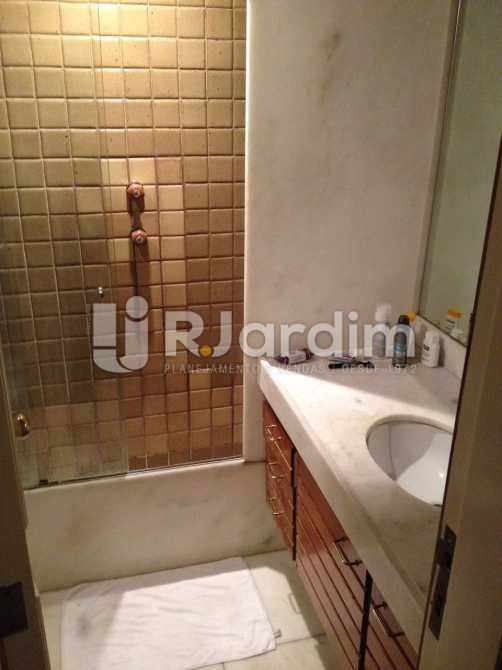 Conheça banheiro social do imóvel - Apartamento À VENDA, Leblon, Rio de Janeiro, RJ - LAAP40353 - 21 banheiro social - Apartamento À VENDA, Leblon, Rio de Janeiro, RJ - LAAP40353 - 21