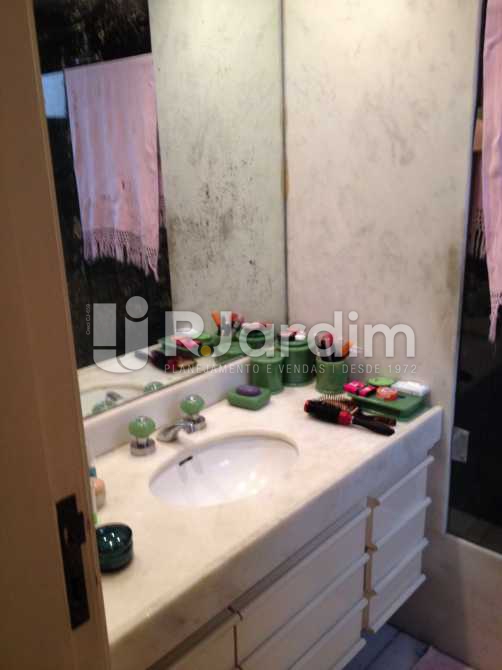Conheça banheiro social do imóvel - Apartamento À VENDA, Leblon, Rio de Janeiro, RJ - LAAP40353 - 24 banheiro social - Apartamento À VENDA, Leblon, Rio de Janeiro, RJ - LAAP40353 - 24