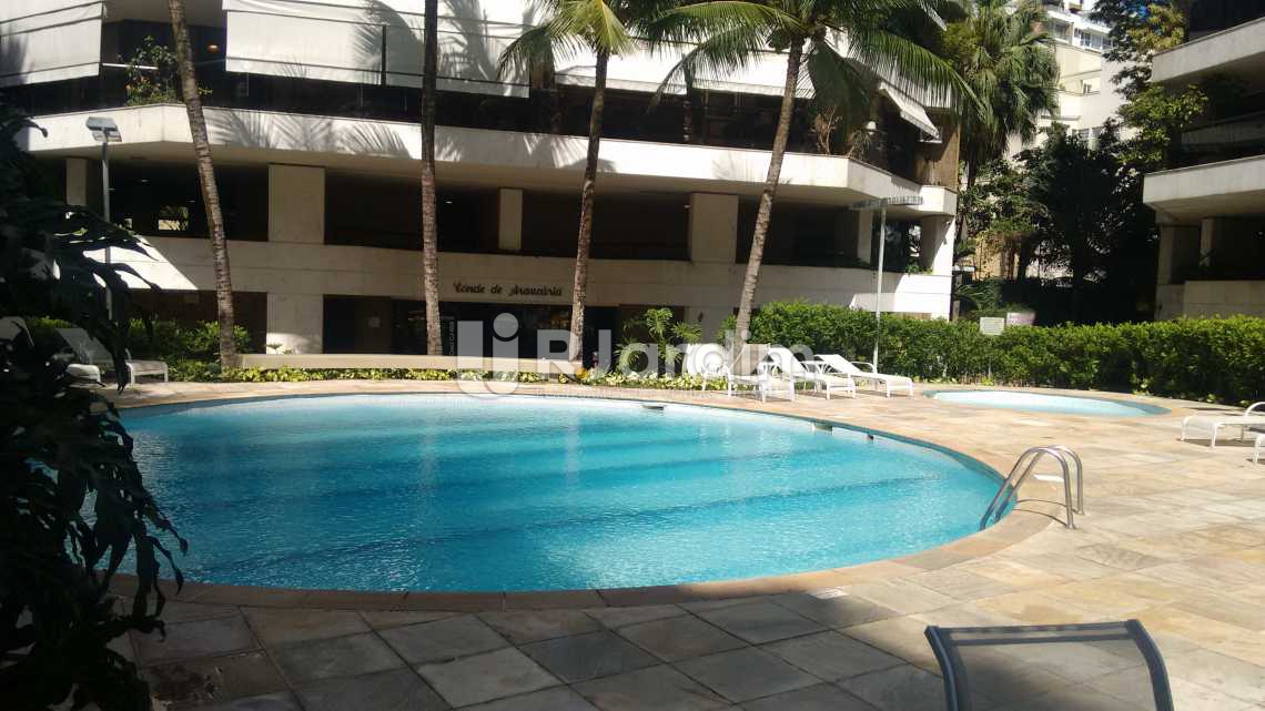 Conheça Piscina do imóvel - Apartamento 4 quartos à venda Lagoa, Zona Sul,Rio de Janeiro - R$ 6.620.000 - LAAP40356 - 31 Piscina - Apartamento 4 quartos à venda Lagoa, Zona Sul,Rio de Janeiro - R$ 6.620.000 - LAAP40356 - 31