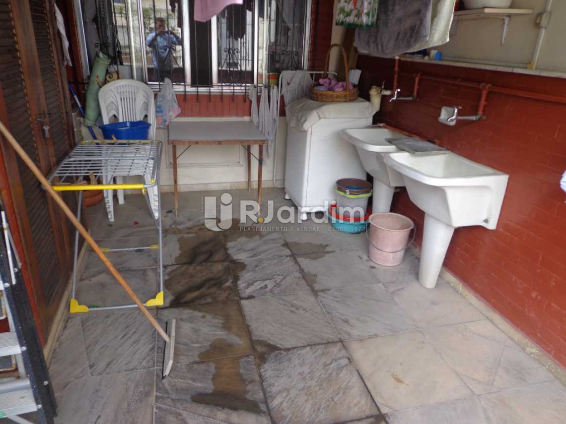 Conheça área de serviço do imóvel - Cobertura à venda Rua Barão de Ipanema,Copacabana, Zona Sul,Rio de Janeiro - R$ 2.700.000 - LACO30114 - 19 área de serviço - Cobertura à venda Rua Barão de Ipanema,Copacabana, Zona Sul,Rio de Janeiro - R$ 2.700.000 - LACO30114 - 19