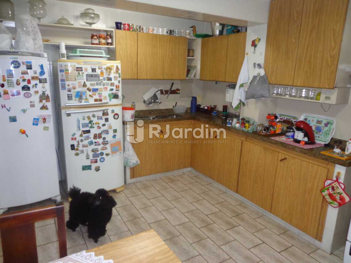 Conheça copa - cozinha do imóvel - Cobertura à venda Rua Barão de Ipanema,Copacabana, Zona Sul,Rio de Janeiro - R$ 2.700.000 - LACO30114 - 16 copa - cozinha - Cobertura à venda Rua Barão de Ipanema,Copacabana, Zona Sul,Rio de Janeiro - R$ 2.700.000 - LACO30114 - 16