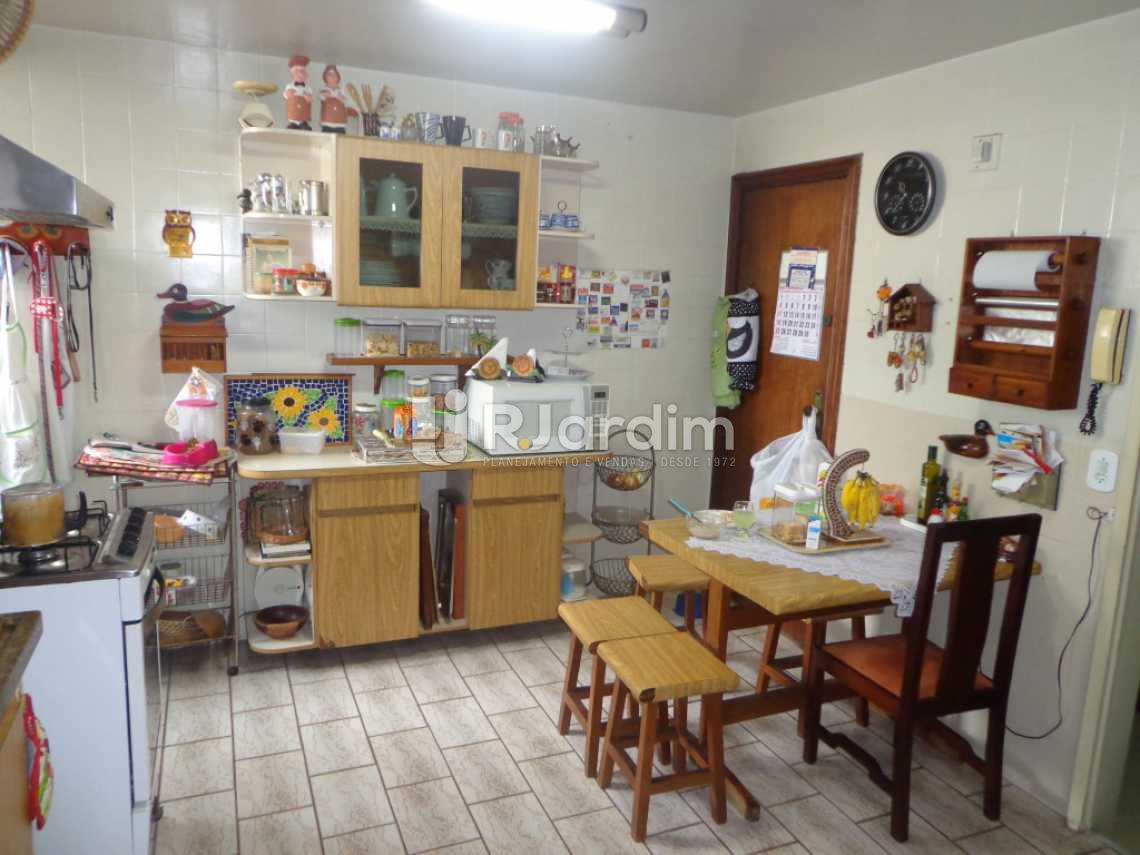 Conheça copa - cozinha do imóvel - Cobertura à venda Rua Barão de Ipanema,Copacabana, Zona Sul,Rio de Janeiro - R$ 2.700.000 - LACO30114 - 17 copa - cozinha - Cobertura à venda Rua Barão de Ipanema,Copacabana, Zona Sul,Rio de Janeiro - R$ 2.700.000 - LACO30114 - 17