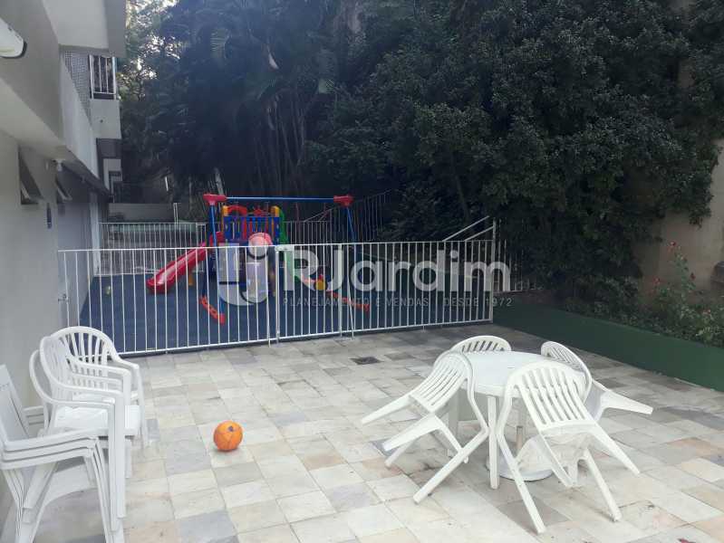 Conheça play do imóvel - Compra Venda Avaliação Imóveis Apartamento Lagoa 3 Quartos - LAAP30831 - 30 play - Compra Venda Avaliação Imóveis Apartamento Lagoa 3 Quartos - LAAP30831 - 30