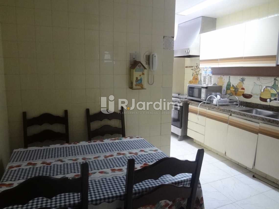 Conheça Copa cozinha do imóvel - Compra Venda Avaliação Imóveis Apartamento Gávea 3 Quartos - LAAP30824 - 17 Copa cozinha - Compra Venda Avaliação Imóveis Apartamento Gávea 3 Quartos - LAAP30824 - 17