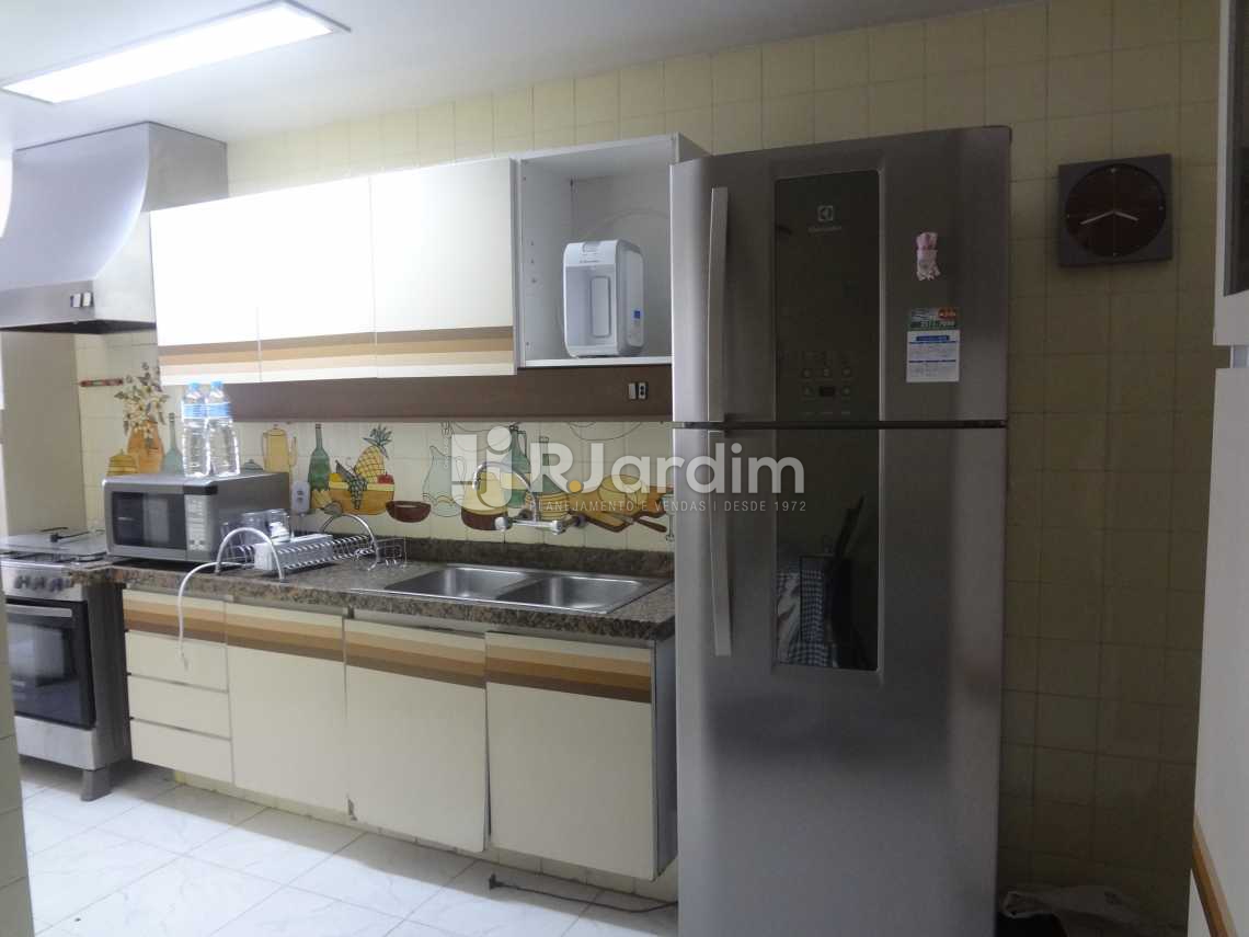 Conheça Copa cozinha do imóvel - Compra Venda Avaliação Imóveis Apartamento Gávea 3 Quartos - LAAP30824 - 18 Copa cozinha - Compra Venda Avaliação Imóveis Apartamento Gávea 3 Quartos - LAAP30824 - 18