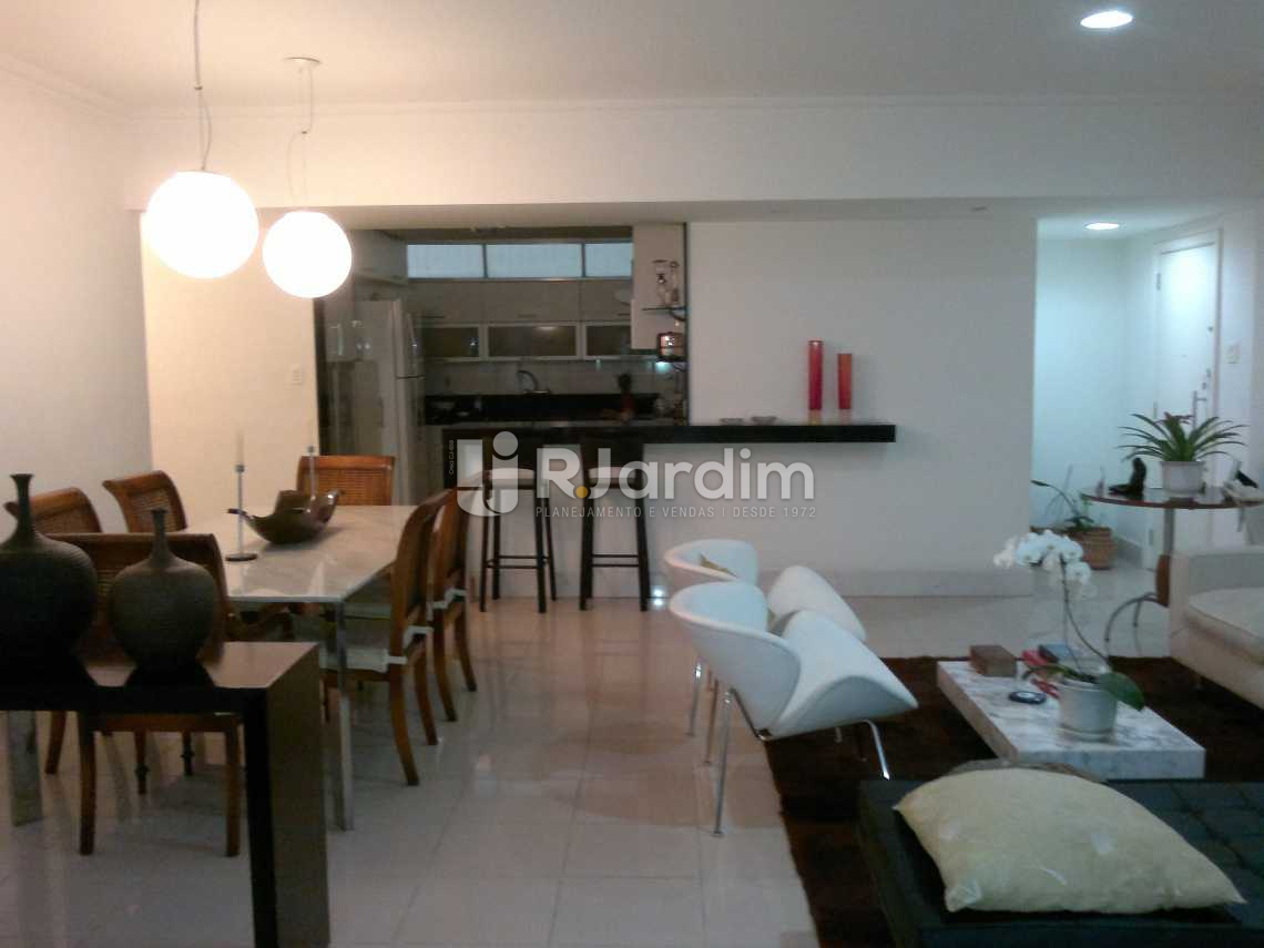 Conheça sala /cozinha do imóvel - Apartamento Padrão / 3 Quartos / Copacabana / Zona Sul / Rio de Janeiro RJ - LAAP30834 - 4 sala /cozinha - Apartamento Padrão / 3 Quartos / Copacabana / Zona Sul / Rio de Janeiro RJ - LAAP30834 - 4