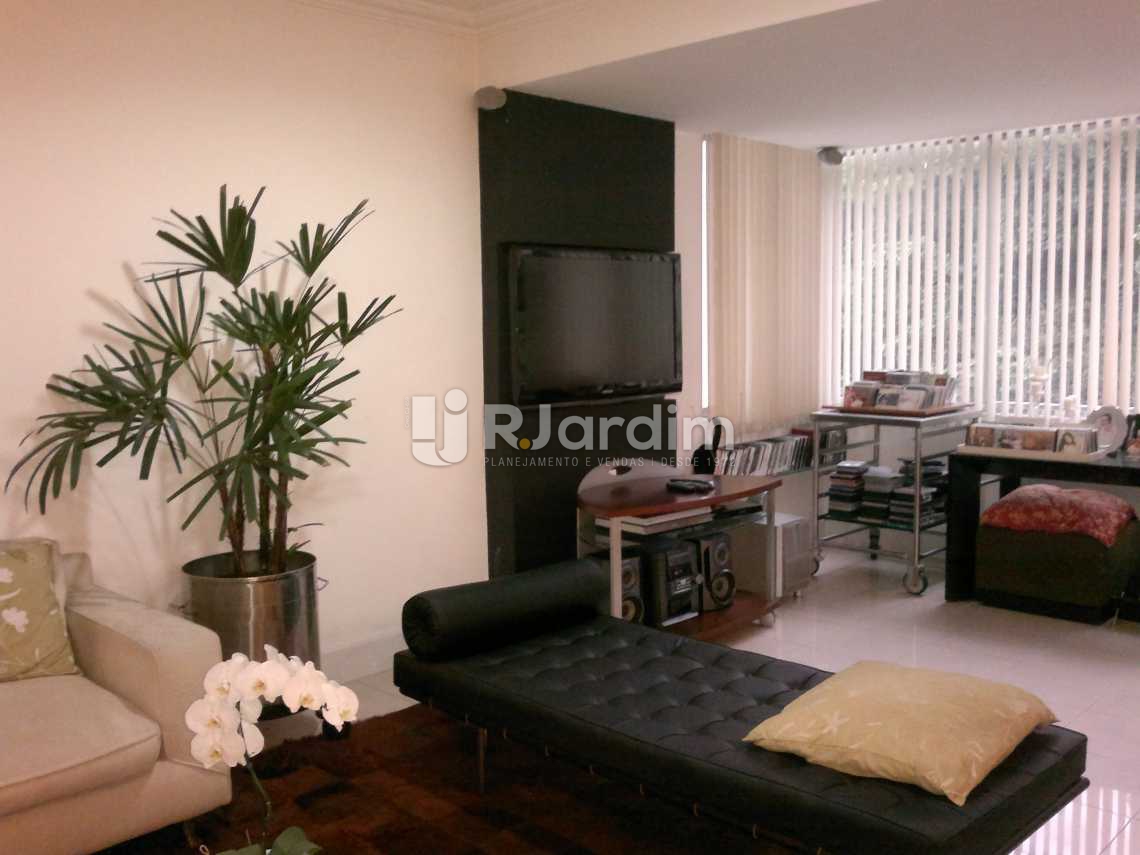 Conheça Sala do imóvel - Apartamento Padrão / 3 Quartos / Copacabana / Zona Sul / Rio de Janeiro RJ - LAAP30834 - 6 Sala - Apartamento Padrão / 3 Quartos / Copacabana / Zona Sul / Rio de Janeiro RJ - LAAP30834 - 6