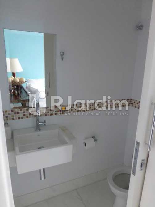 Conheça LAVABO do imóvel - Apartamento 2 quartos para alugar Lagoa, Zona Sul,Rio de Janeiro - R$ 5.000 - LAAP20588 - 11 LAVABO - Apartamento 2 quartos para alugar Lagoa, Zona Sul,Rio de Janeiro - R$ 5.000 - LAAP20588 - 11