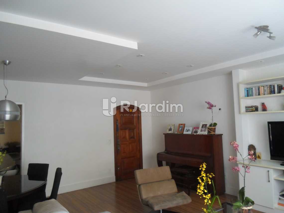 Conheça SALA do imóvel - Imóveis Compra e Venda Copacabana 3 Quartos - LAAP30838 - 8 SALA - Imóveis Compra e Venda Copacabana 3 Quartos - LAAP30838 - 8