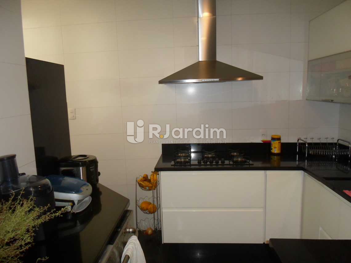 Conheça COPA COZINHA do imóvel - Imóveis Compra e Venda Copacabana 3 Quartos - LAAP30838 - 26 COPA COZINHA - Imóveis Compra e Venda Copacabana 3 Quartos - LAAP30838 - 26