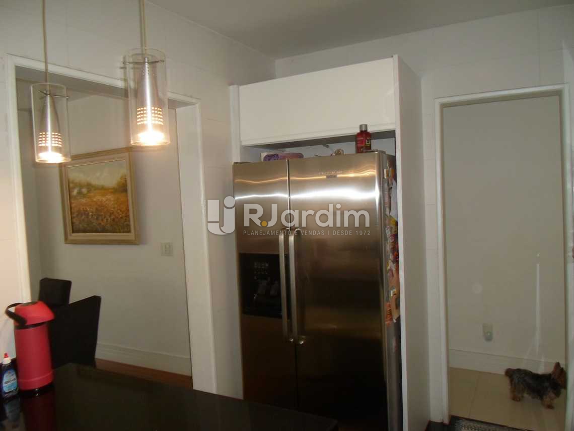 Conheça COPA COZINHA do imóvel - Imóveis Compra e Venda Copacabana 3 Quartos - LAAP30838 - 27 COPA COZINHA - Imóveis Compra e Venda Copacabana 3 Quartos - LAAP30838 - 27