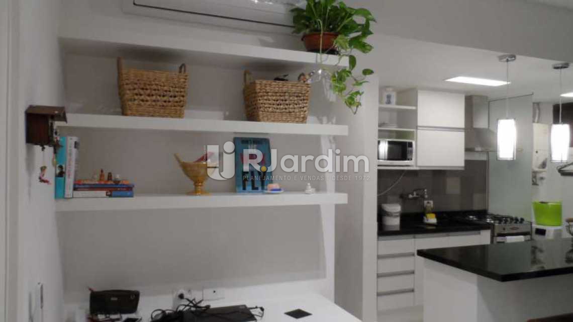 Conheça Cozinha do imóvel - Flat Residencial 1 Quarto Leblon Zona Sul Rio de Janeiro RJ - LAFL10023 - 9 Cozinha - Flat Residencial 1 Quarto Leblon Zona Sul Rio de Janeiro RJ - LAFL10023 - 9