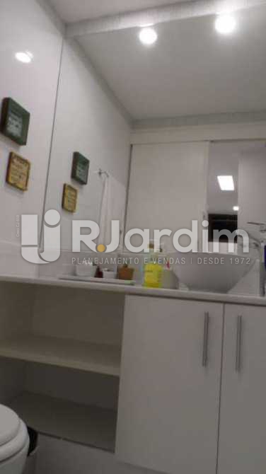 Conheça Banheiro do imóvel - Flat Residencial 1 Quarto Leblon Zona Sul Rio de Janeiro RJ - LAFL10023 - 11 Banheiro - Flat Residencial 1 Quarto Leblon Zona Sul Rio de Janeiro RJ - LAFL10023 - 11