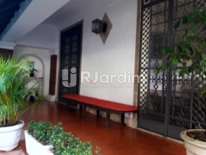 Conheça Varanda do imóvel - Imóveis Compra e Venda Jardim Botânico Casas - LACA40020 - 3 Varanda - Imóveis Compra e Venda Jardim Botânico Casas - LACA40020 - 3