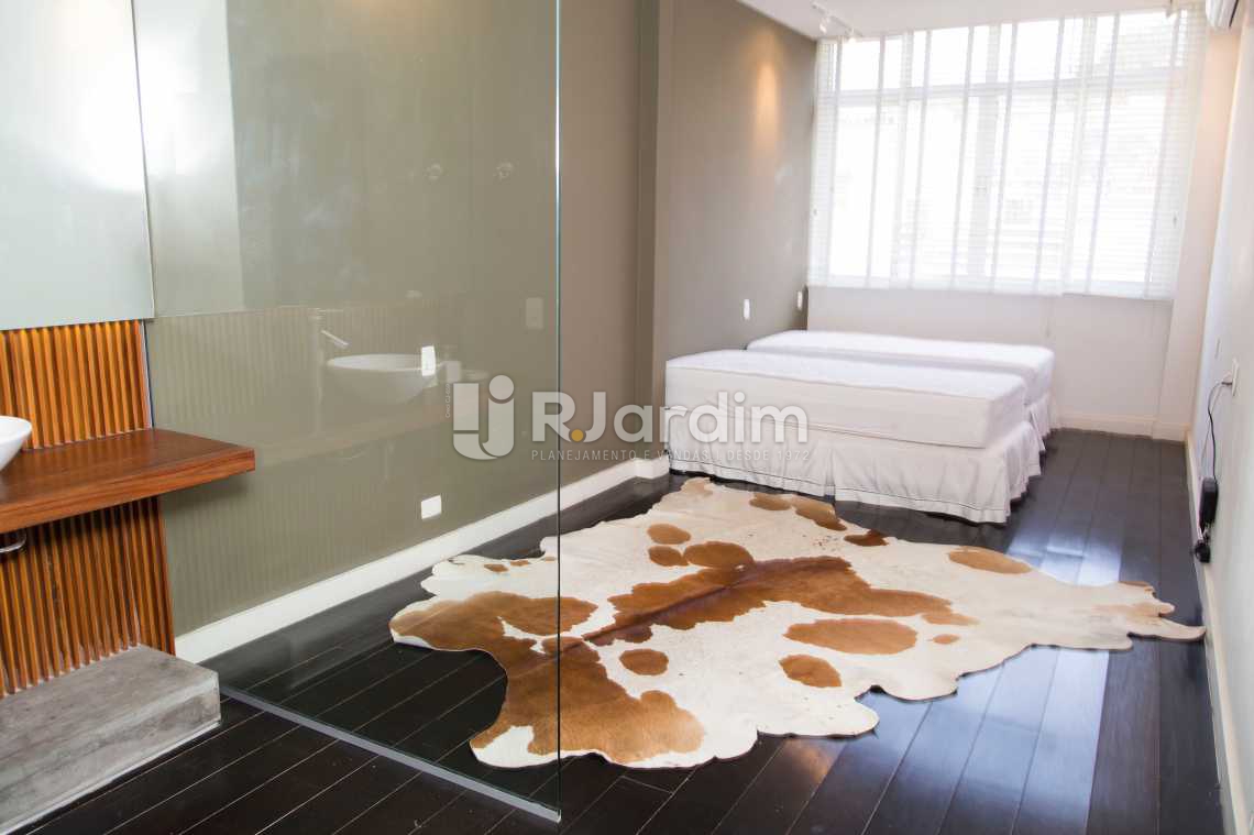 Conheça SUÍTE 2 do imóvel - Apartamento / 4 Quartos / Copacabana / Zona Sul / Rio de Janeiro RJ - LAAP40377 - 24 SUÍTE 2 - Apartamento / 4 Quartos / Copacabana / Zona Sul / Rio de Janeiro RJ - LAAP40377 - 24