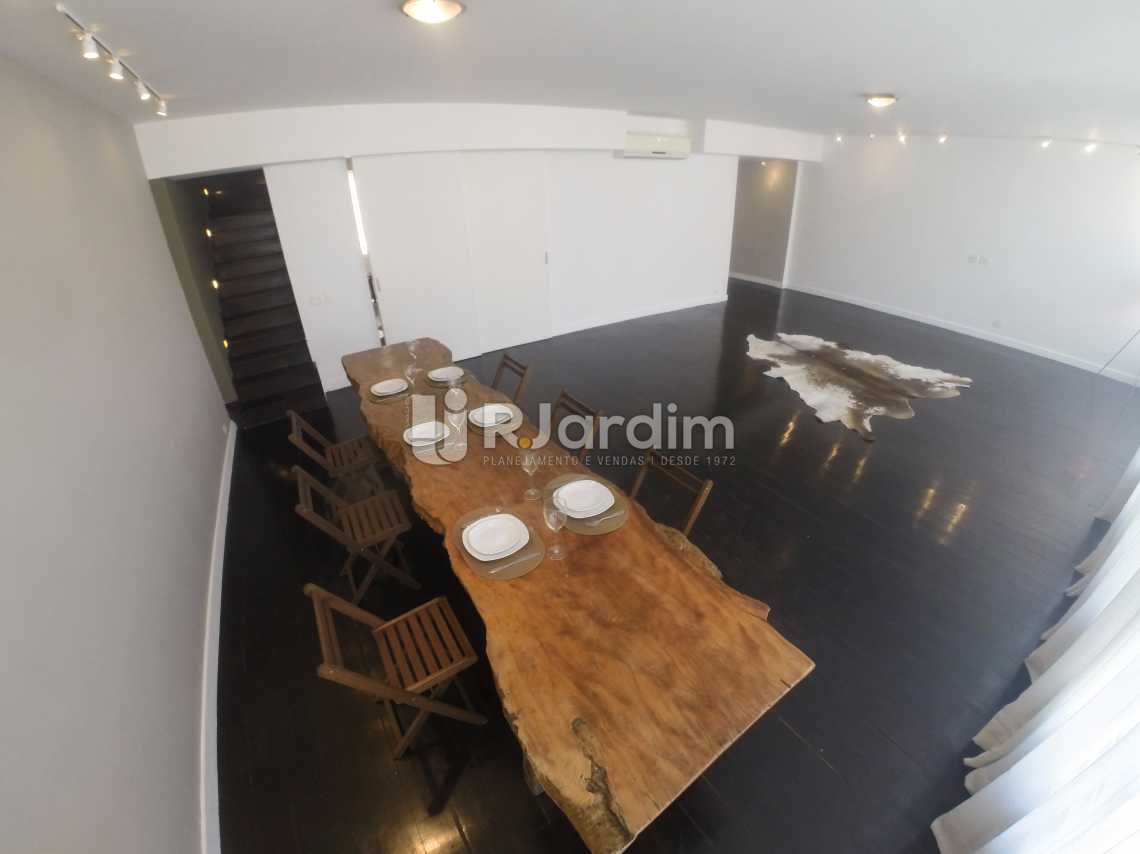 Conheça SALA DE JANTAR do imóvel - Apartamento / 4 Quartos / Copacabana / Zona Sul / Rio de Janeiro RJ - LAAP40377 - 3 SALA DE JANTAR - Apartamento / 4 Quartos / Copacabana / Zona Sul / Rio de Janeiro RJ - LAAP40377 - 3