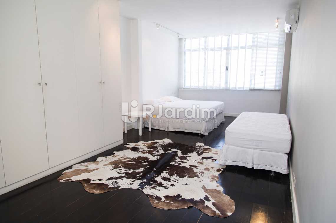 Conheça SUÍTE MASTER do imóvel - Apartamento / 4 Quartos / Copacabana / Zona Sul / Rio de Janeiro RJ - LAAP40377 - 18 SUÍTE MASTER - Apartamento / 4 Quartos / Copacabana / Zona Sul / Rio de Janeiro RJ - LAAP40377 - 18