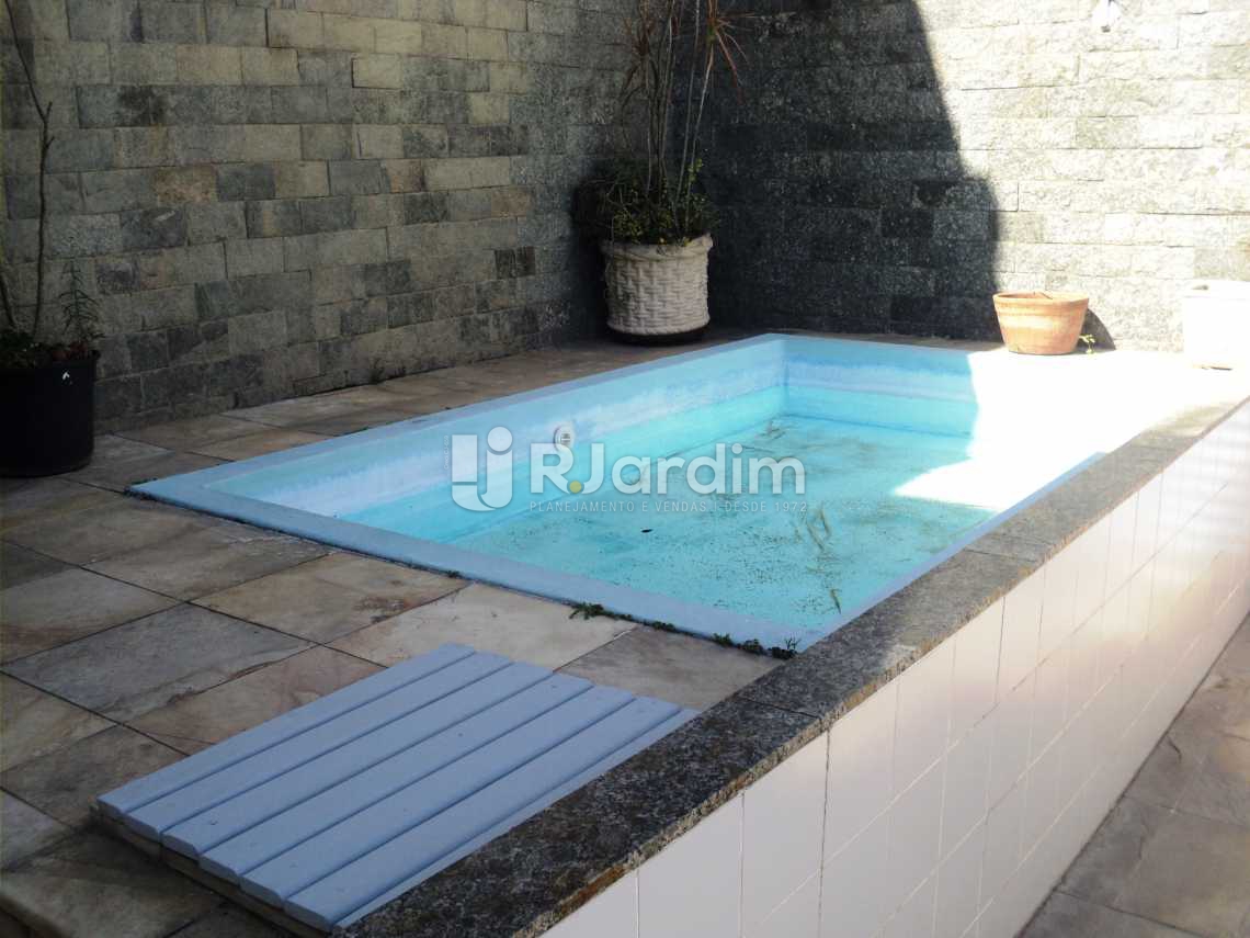 Conheça Terraço do imóvel - Compra Venda Avaliação Imóveis Cobertura Botafogo 3 Quartos - LACO30117 - 26 Terraço - Compra Venda Avaliação Imóveis Cobertura Botafogo 3 Quartos - LACO30117 - 26