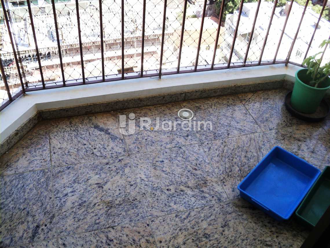 Conheça Varanda do imóvel - Compra Venda Avaliação Imóveis Cobertura Botafogo 3 Quartos - LACO30117 - 6 Varanda - Compra Venda Avaliação Imóveis Cobertura Botafogo 3 Quartos - LACO30117 - 6