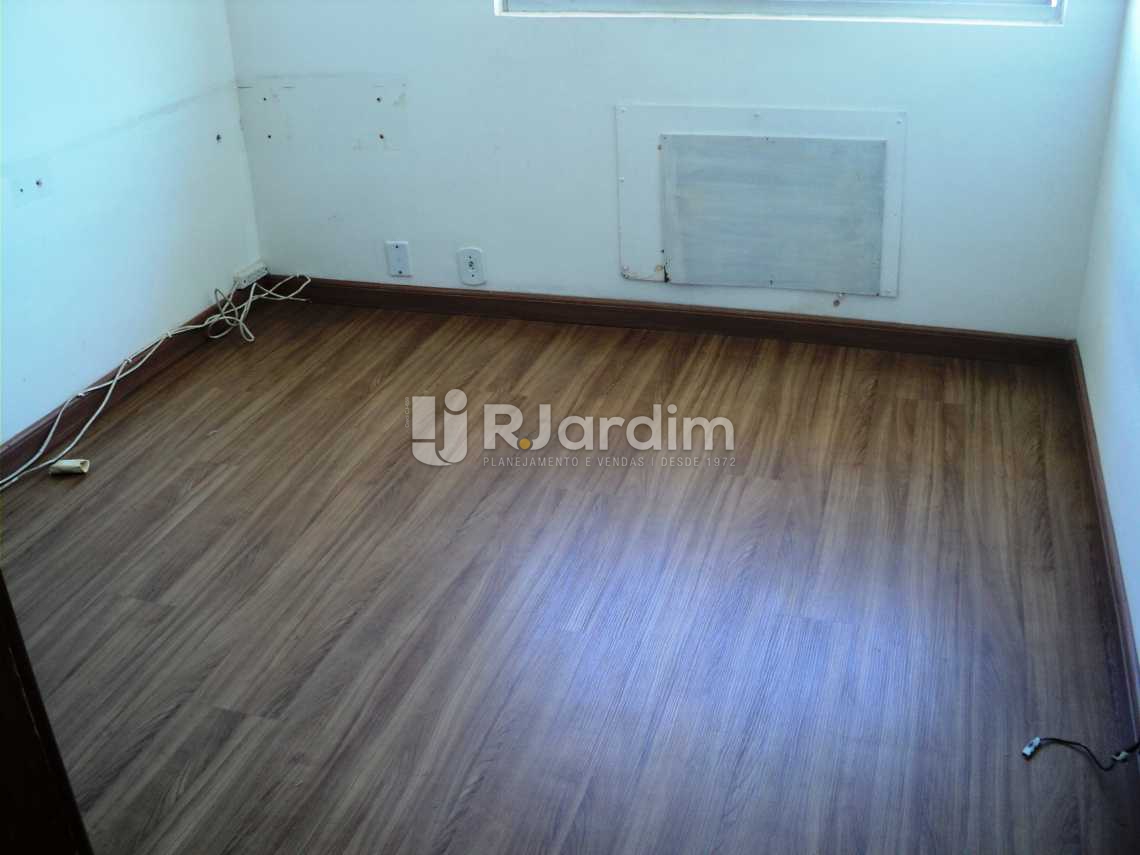 Conheça Quarto do imóvel - Compra Venda Avaliação Imóveis Cobertura Botafogo 3 Quartos - LACO30117 - 8 Quarto - Compra Venda Avaliação Imóveis Cobertura Botafogo 3 Quartos - LACO30117 - 8