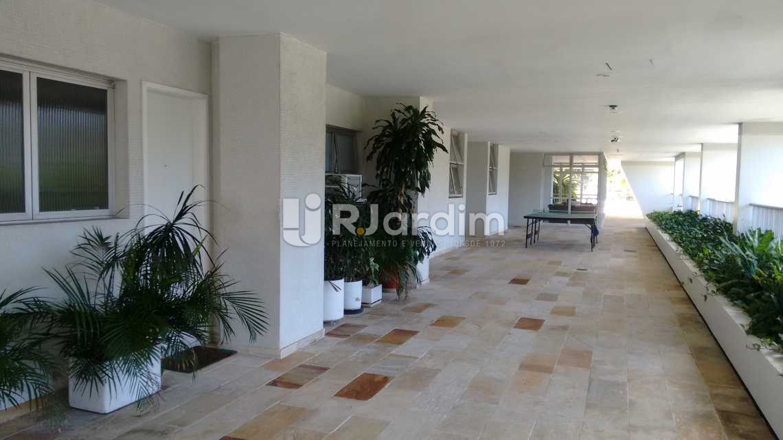 Conheça Play do imóvel - Apartamento Avenida Epitácio Pessoa,Lagoa, Zona Sul,Rio de Janeiro, RJ À Venda, 1 Quarto, 74m² - LAAP10141 - 16 Play - Apartamento Avenida Epitácio Pessoa,Lagoa, Zona Sul,Rio de Janeiro, RJ À Venda, 1 Quarto, 74m² - LAAP10141 - 16