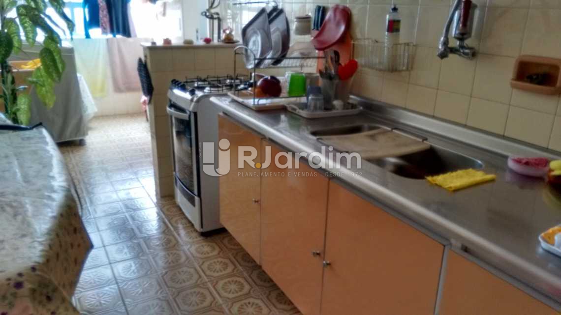 Conheça cozinha/área do imóvel - Apartamento Avenida Epitácio Pessoa,Lagoa, Zona Sul,Rio de Janeiro, RJ À Venda, 1 Quarto, 74m² - LAAP10141 - 10 cozinha/área - Apartamento Avenida Epitácio Pessoa,Lagoa, Zona Sul,Rio de Janeiro, RJ À Venda, 1 Quarto, 74m² - LAAP10141 - 10