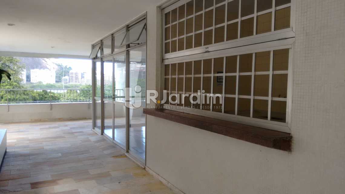 Conheça bar/piscina do imóvel - Apartamento Avenida Epitácio Pessoa,Lagoa, Zona Sul,Rio de Janeiro, RJ À Venda, 1 Quarto, 74m² - LAAP10141 - 23 bar/piscina - Apartamento Avenida Epitácio Pessoa,Lagoa, Zona Sul,Rio de Janeiro, RJ À Venda, 1 Quarto, 74m² - LAAP10141 - 23