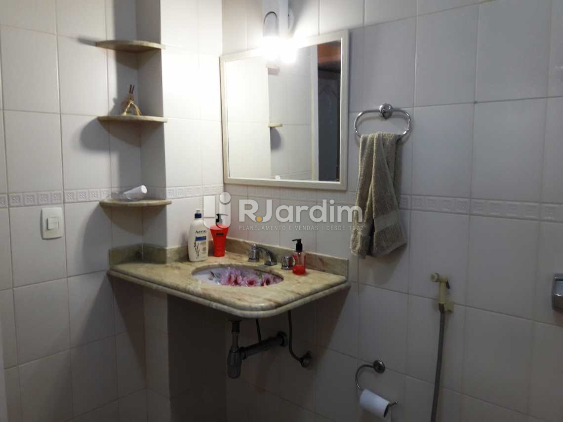 Conheça Banheiro Social do imóvel - Apartamento À VENDA, Ipanema, Rio de Janeiro, RJ - LAAP30890 - 9 Banheiro Social - Apartamento À VENDA, Ipanema, Rio de Janeiro, RJ - LAAP30890 - 9