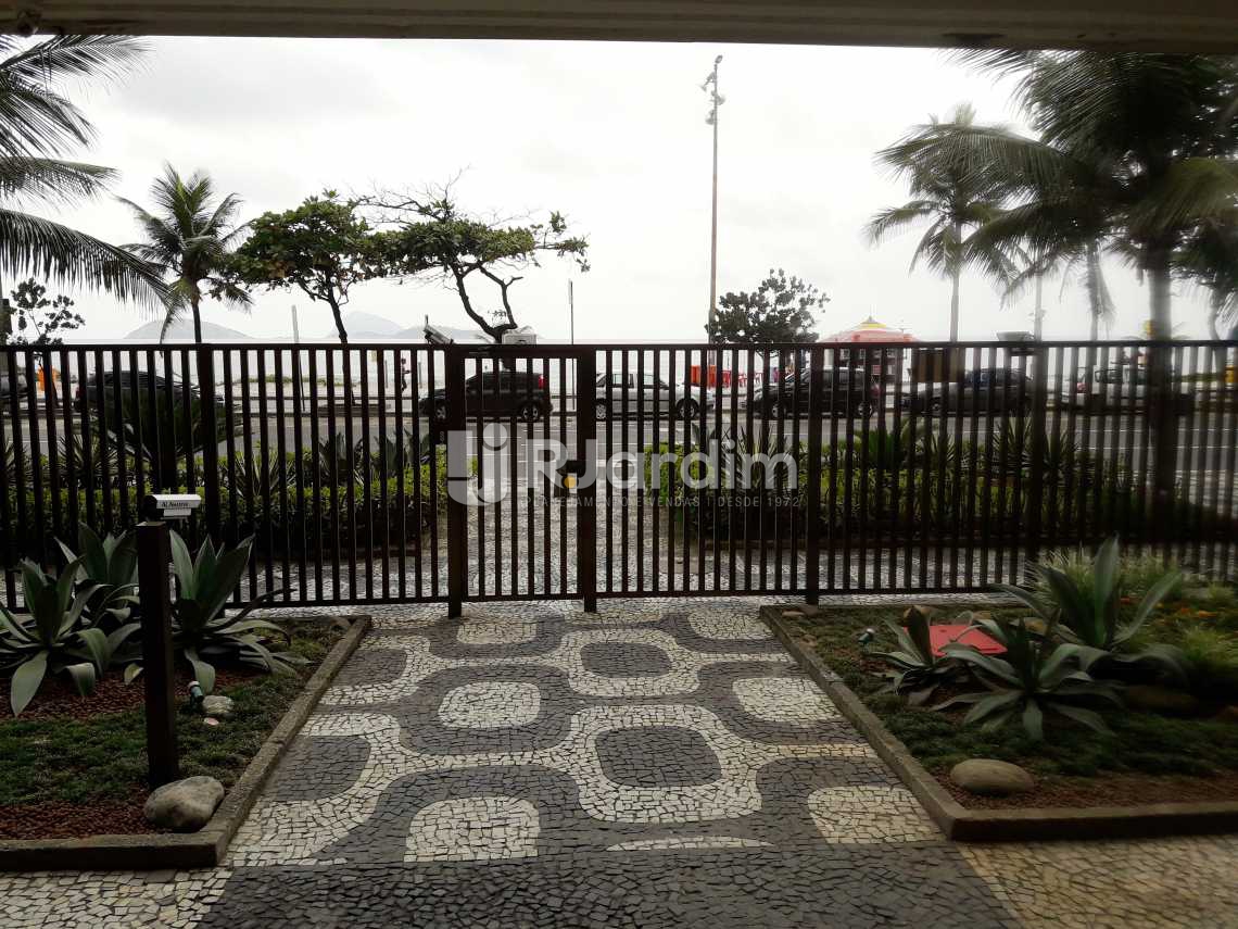 Conheça Entrada/ Jardins do imóvel - Apartamento À VENDA, Ipanema, Rio de Janeiro, RJ - LAAP30890 - 19 Entrada/ Jardins - Apartamento À VENDA, Ipanema, Rio de Janeiro, RJ - LAAP30890 - 19