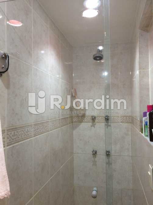 Conheça BANHEIRO SUÍTE do imóvel - Apartamento / 3 Quartos / Jardim Botânico / Zona Sul / Rio de Janeiro RJ - LAAP30895 - 9 BANHEIRO SUÍTE - Apartamento / 3 Quartos / Jardim Botânico / Zona Sul / Rio de Janeiro RJ - LAAP30895 - 9