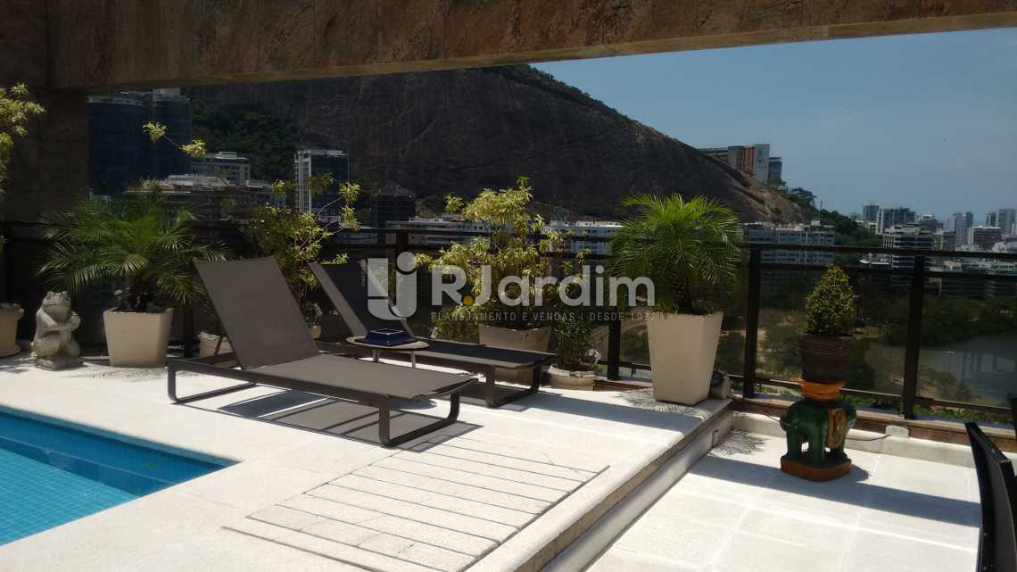 Conheça terraço ( vista panoramica ) do imóvel - Compra Venda Avaliação Imóveis Cobertura Lagoa 4 Suítes - LACO40067 - 15 terraço ( vista panoramica ) - Compra Venda Avaliação Imóveis Cobertura Lagoa 4 Suítes - LACO40067 - 15