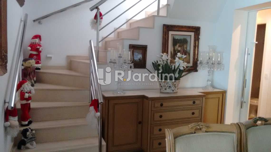 Conheça acesso (2 piso ) do imóvel - Compra Venda Avaliação Imóveis Cobertura Lagoa 4 Suítes - LACO40067 - 19 acesso (2 piso ) - Compra Venda Avaliação Imóveis Cobertura Lagoa 4 Suítes - LACO40067 - 19