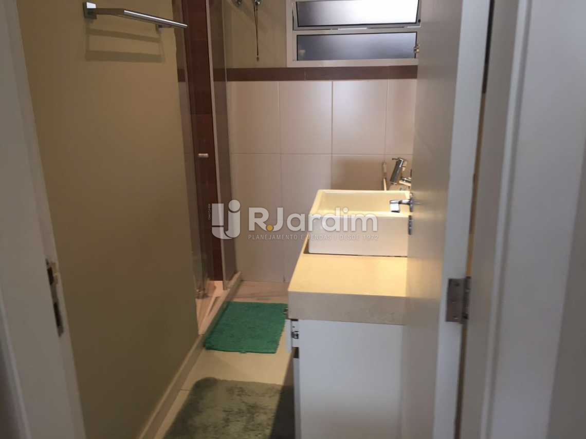 Conheça Banheiro do imóvel - Apartamento À VENDA, Copacabana, Rio de Janeiro, RJ - LAAP40392 - 14 Banheiro - Apartamento À VENDA, Copacabana, Rio de Janeiro, RJ - LAAP40392 - 14