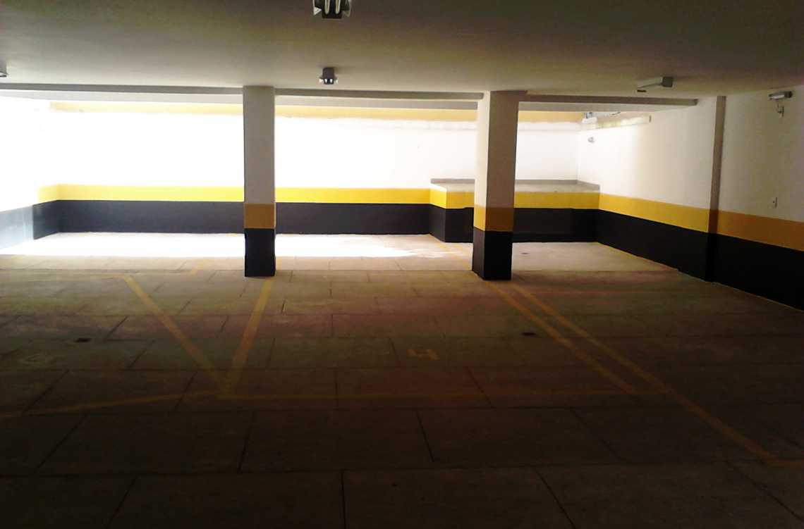 Conheça GARAGEM COBERTA do imóvel - Requinte da Praça Cobertura Tijuca 4 Quartos - LACO40199 - 17 GARAGEM COBERTA - Requinte da Praça Cobertura Tijuca 4 Quartos - LACO40199 - 17