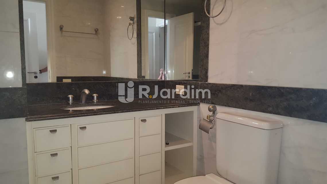 Conheça Banheiro Suíte 3 do imóvel - Apartamento À VENDA, Leblon, Rio de Janeiro, RJ - LAAP50025 - 18 Banheiro Suíte 3 - Apartamento À VENDA, Leblon, Rio de Janeiro, RJ - LAAP50025 - 18