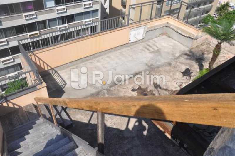 Conheça vista do segundo piso do imóvel - Cobertura Rua Carlos Gois,Leblon, Zona Sul,Rio de Janeiro, RJ À Venda, 3 Quartos, 363m² - LACO30127 - 5 vista do segundo piso - Cobertura Rua Carlos Gois,Leblon, Zona Sul,Rio de Janeiro, RJ À Venda, 3 Quartos, 363m² - LACO30127 - 5