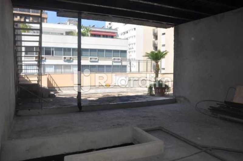 Conheça suíte / terraço do imóvel - Cobertura Rua Carlos Gois,Leblon, Zona Sul,Rio de Janeiro, RJ À Venda, 3 Quartos, 363m² - LACO30127 - 6 suíte / terraço - Cobertura Rua Carlos Gois,Leblon, Zona Sul,Rio de Janeiro, RJ À Venda, 3 Quartos, 363m² - LACO30127 - 6