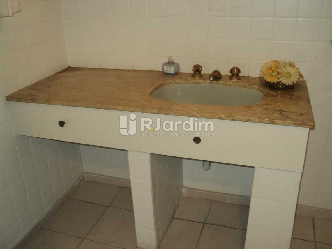 Conheça banheiro do imóvel - Apartamento Rua Raul Pompéia,Copacabana, Zona Sul,Rio de Janeiro, RJ À Venda, 4 Quartos, 222m² - LAAP40403 - 8 banheiro - Apartamento Rua Raul Pompéia,Copacabana, Zona Sul,Rio de Janeiro, RJ À Venda, 4 Quartos, 222m² - LAAP40403 - 8