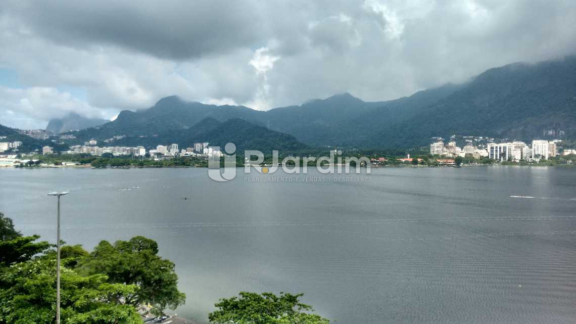 Conheça Vista frontal / Lagoa do imóvel - Imóveis Compra e Venda Lagoa 5 Quartos - LACO50013 - 3 Vista frontal / Lagoa - Imóveis Compra e Venda Lagoa 5 Quartos - LACO50013 - 3