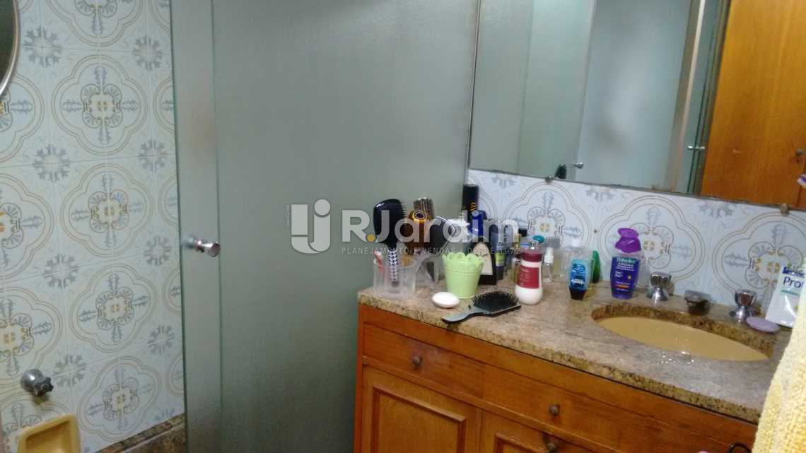 Conheça baheiro/suíte do imóvel - Imóveis Compra Venda Avaliação Apartamento Leblon 3 Quartos - LAAP30943 - 9 baheiro/suíte - Imóveis Compra Venda Avaliação Apartamento Leblon 3 Quartos - LAAP30943 - 9