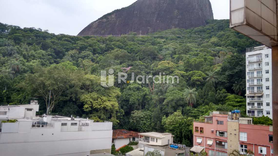 Conheça Vista sala do imóvel - Imóveis Compra Venda Avaliação Apartamento Leblon 3 Quartos - LAAP30943 - 3 Vista sala - Imóveis Compra Venda Avaliação Apartamento Leblon 3 Quartos - LAAP30943 - 3