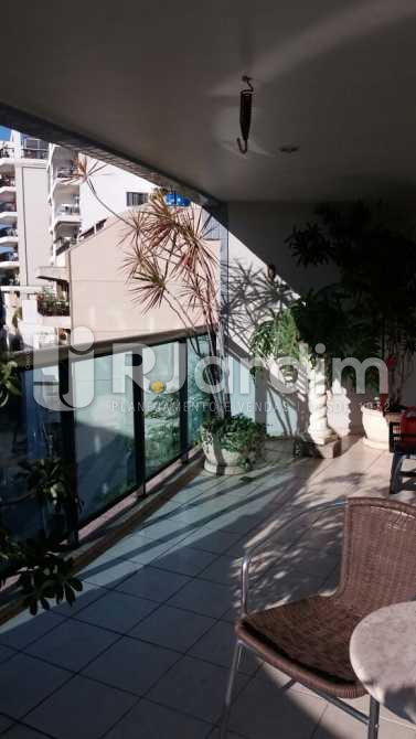 Conheça varanda frontal do imóvel - Imóveis Aluguel Flat Residencial Copacabana 1 Quarto - LAFL10097 - 5 varanda frontal - Imóveis Aluguel Flat Residencial Copacabana 1 Quarto - LAFL10097 - 5